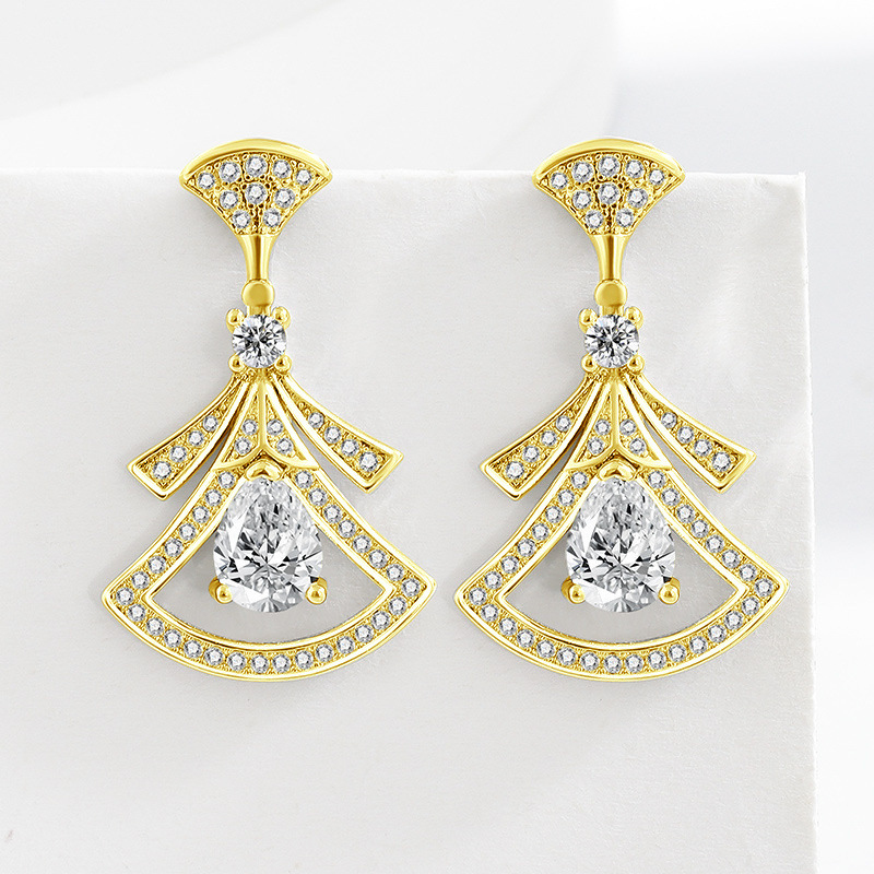 Exquisite Diamond-Set Fan-Shap - Body Jewelry Kit review and price
